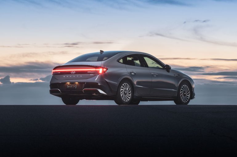 2027 hyundai sonata hybrid rear