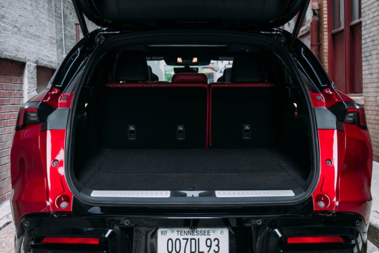 2027 infiniti qx65 cargo