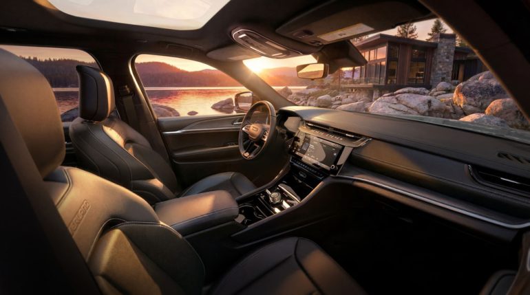2027 jeep grand cherokee dashboard interior