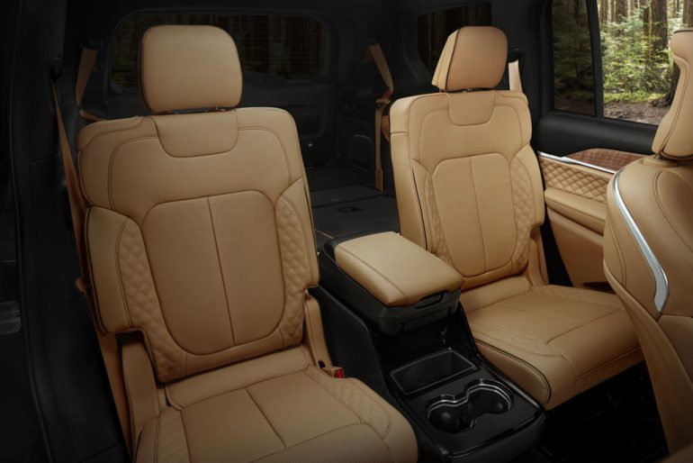2027 Jeep Grand Cherokee L second row seats
