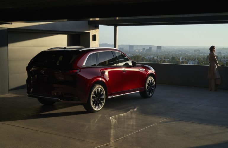 2027 Mazda CX-90 rear